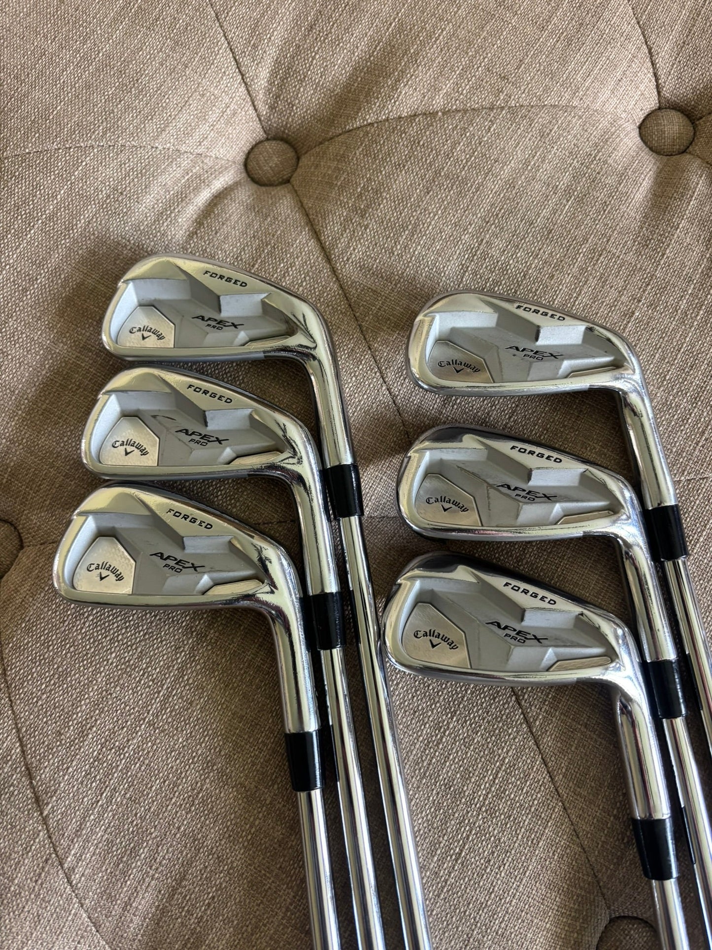 Apex Pro 19 Iron Set