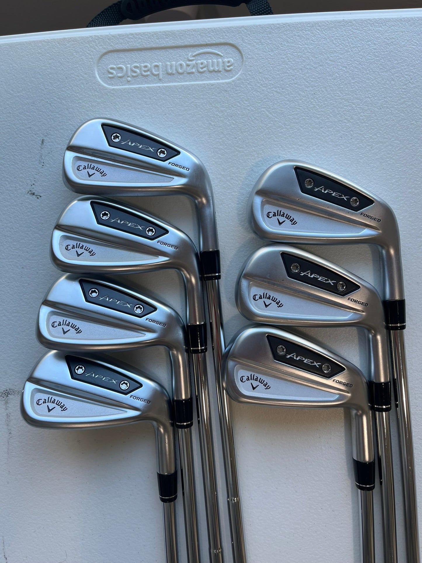 Apex Ai300 Iron Set