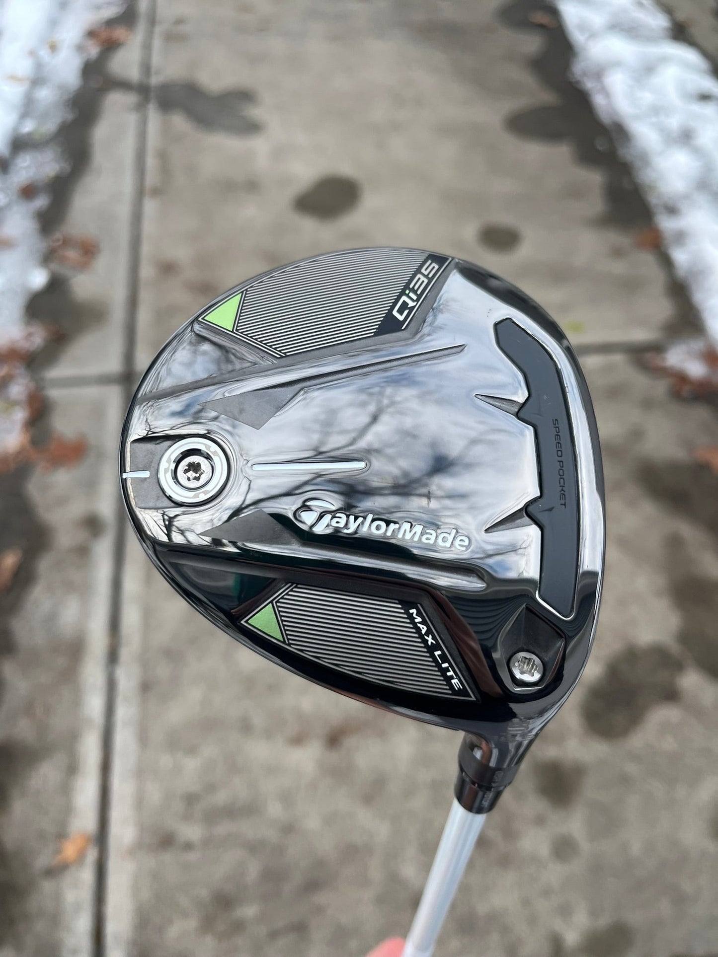 Qi35 MAX Lite Fairway Wood